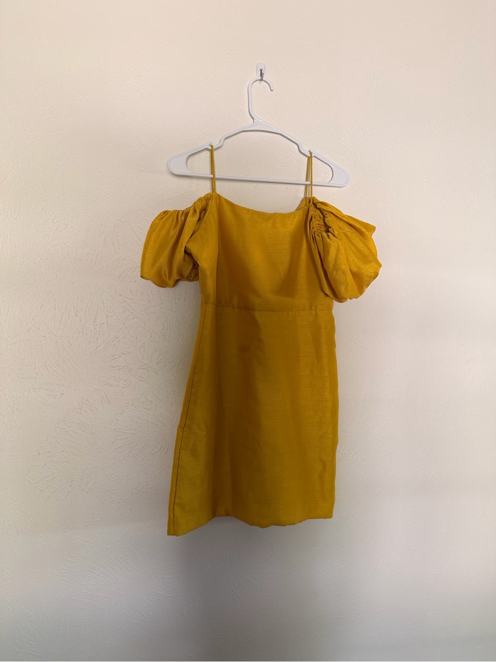 Let Me Be Slim Off-The-Shoulder‎ Puff-Sleeve Dress - Picture 5 of 8